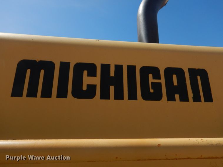 image for item DM7288 Clark 125B  wheel loader