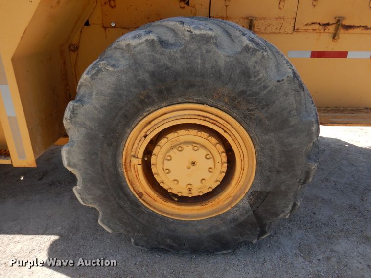 image for item DM7288 Clark 125B  wheel loader