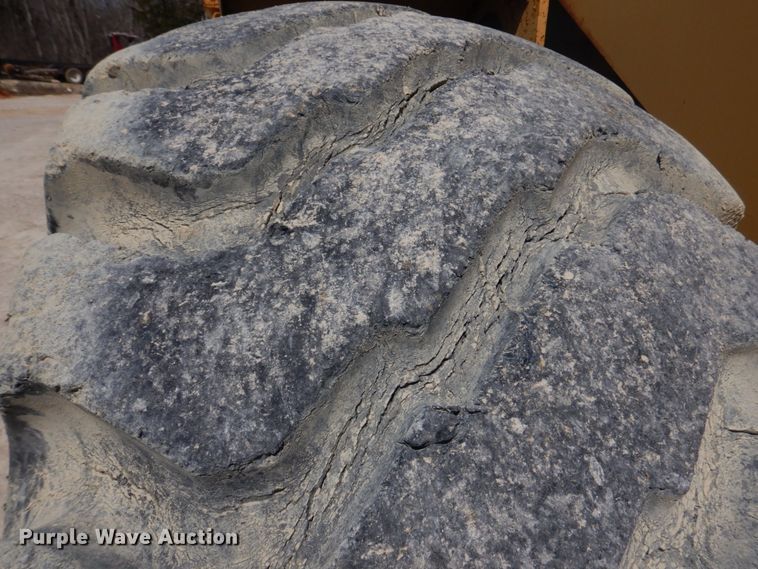 image for item DM7288 Clark 125B  wheel loader