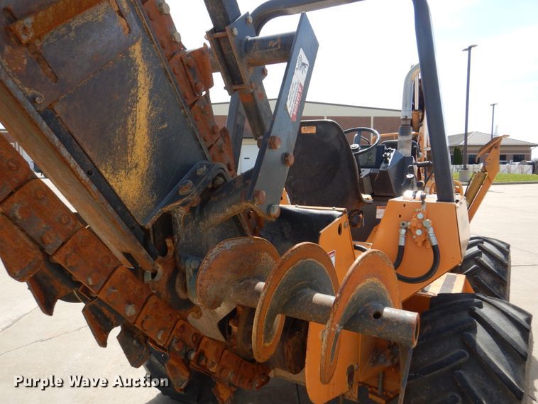 image for item DM7298 2002 Case 960  trencher