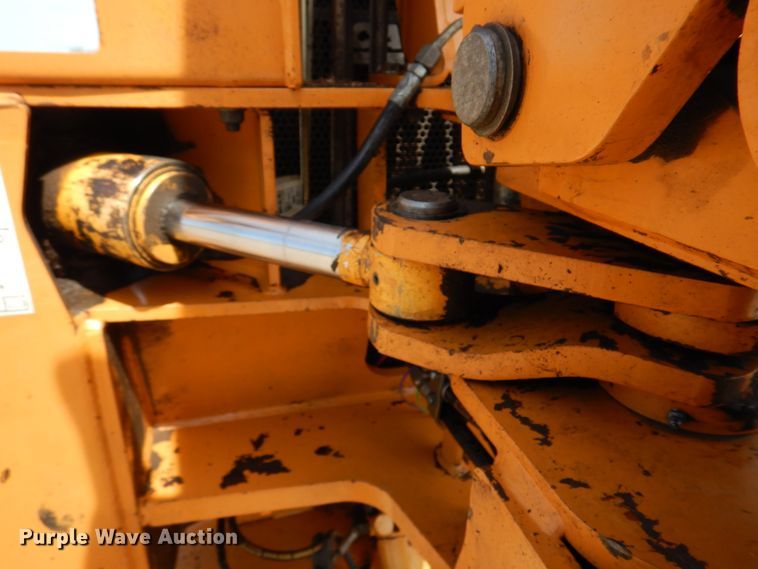 image for item DM7298 2002 Case 960  trencher