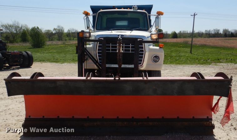 image for item DM7311 1985 Ford LT8000  dump truck
