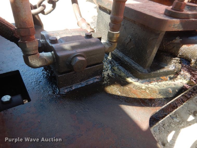 image for item DM7311 1985 Ford LT8000  dump truck