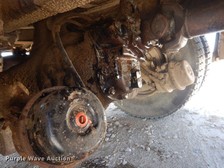 image for item DM7311 1985 Ford LT8000  dump truck