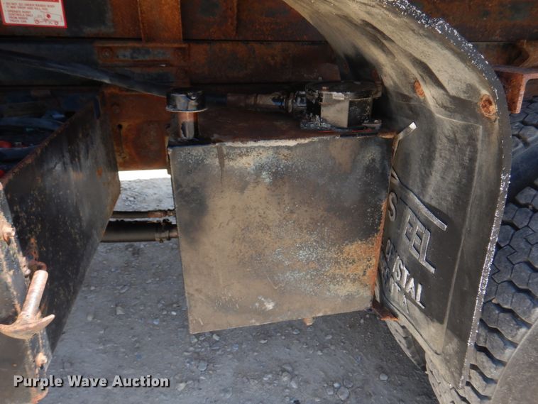 image for item DM7311 1985 Ford LT8000  dump truck