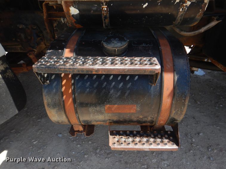 image for item DM7311 1985 Ford LT8000  dump truck