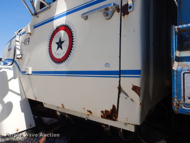 image for item DM7311 1985 Ford LT8000  dump truck