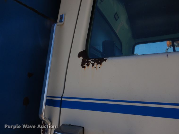 image for item DM7311 1985 Ford LT8000  dump truck