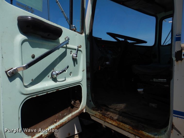 image for item DM7311 1985 Ford LT8000  dump truck