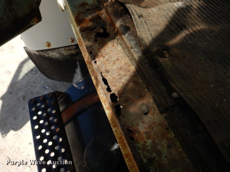 image for item DM7311 1985 Ford LT8000  dump truck