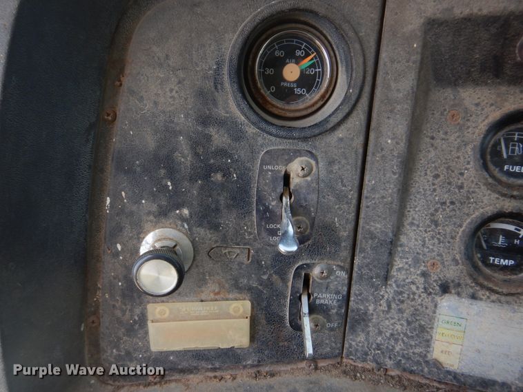 image for item DM7311 1985 Ford LT8000  dump truck