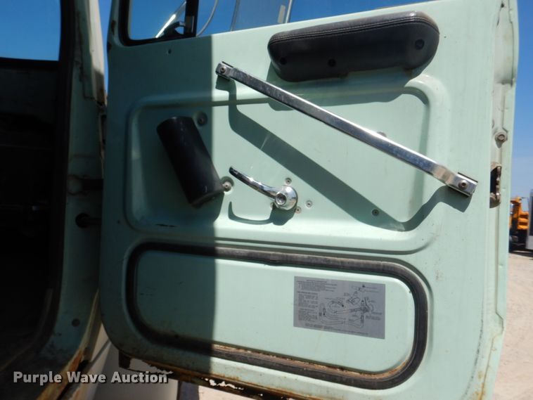 image for item DM7311 1985 Ford LT8000  dump truck