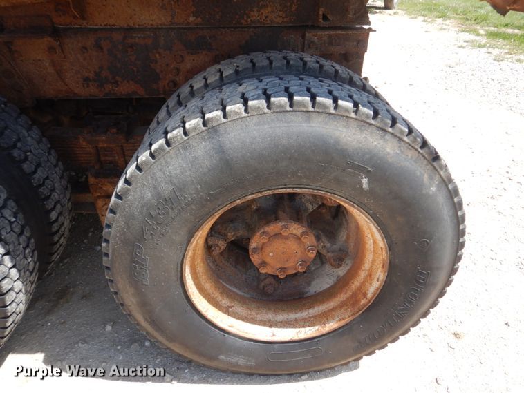 image for item DM7311 1985 Ford LT8000  dump truck