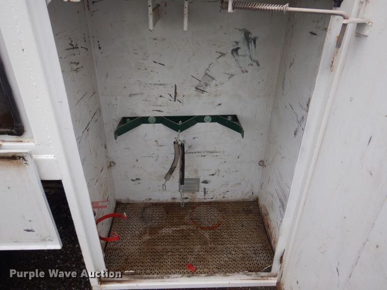 image for item DM7315 2000 Ford F550 Super Duty XL  utility / service truck