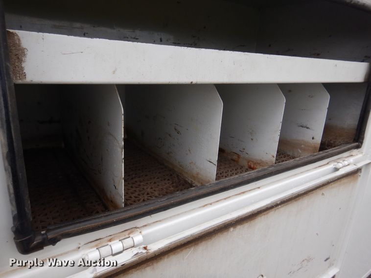 image for item DM7315 2000 Ford F550 Super Duty XL  utility / service truck