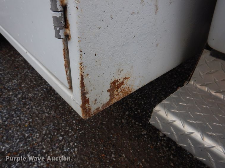 image for item DM7315 2000 Ford F550 Super Duty XL  utility / service truck