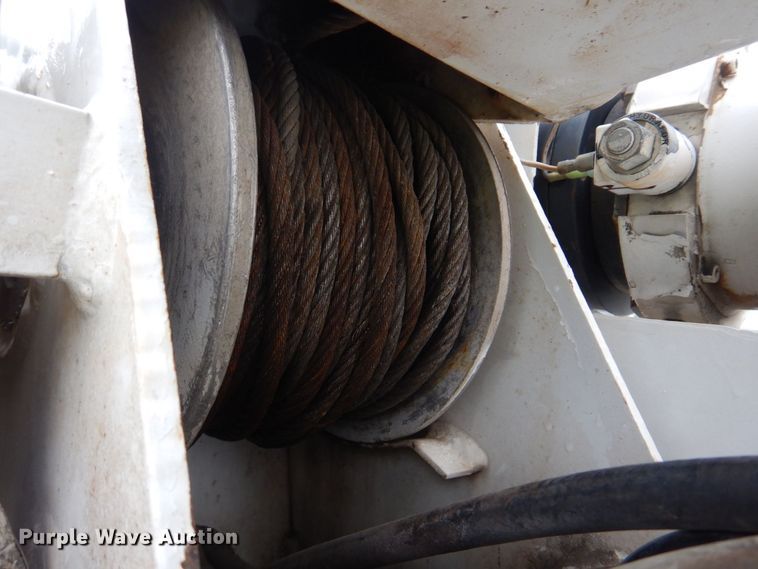 image for item DM7315 2000 Ford F550 Super Duty XL  utility / service truck