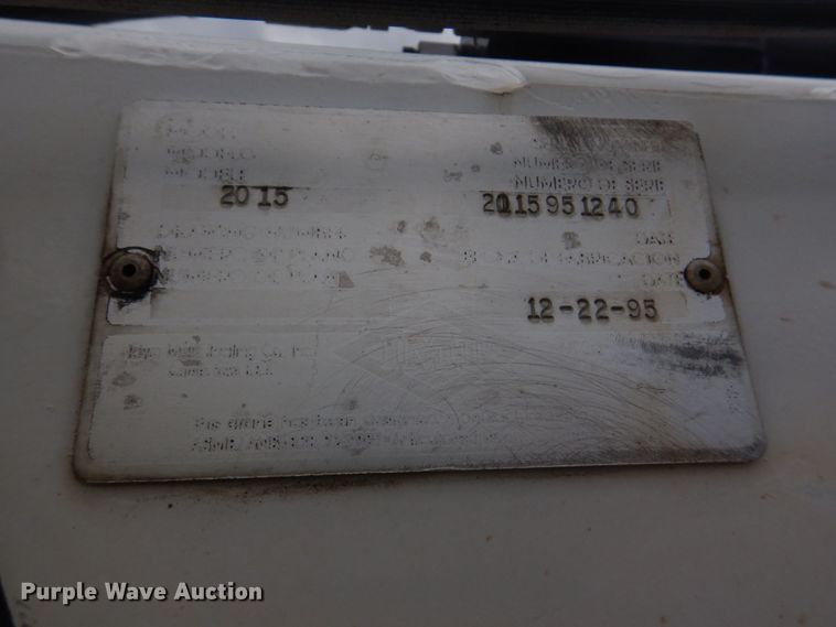 image for item DM7315 2000 Ford F550 Super Duty XL  utility / service truck