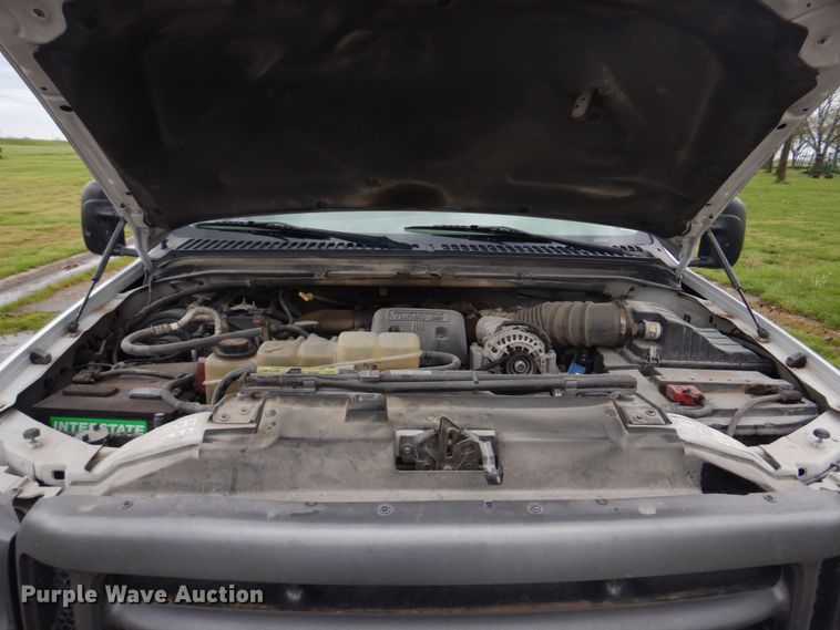 image for item DM7315 2000 Ford F550 Super Duty XL  utility / service truck