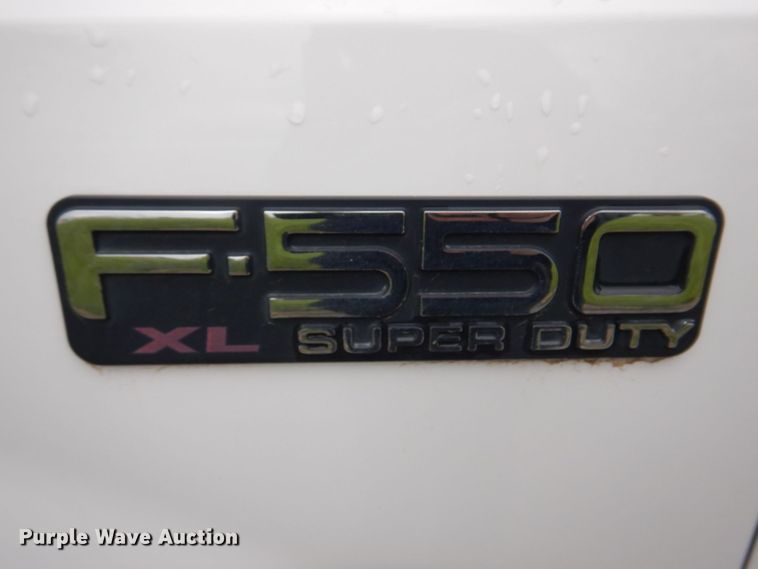 image for item DM7315 2000 Ford F550 Super Duty XL  utility / service truck