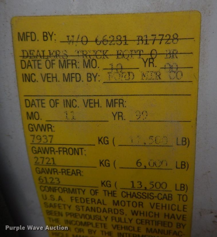 image for item DM7315 2000 Ford F550 Super Duty XL  utility / service truck