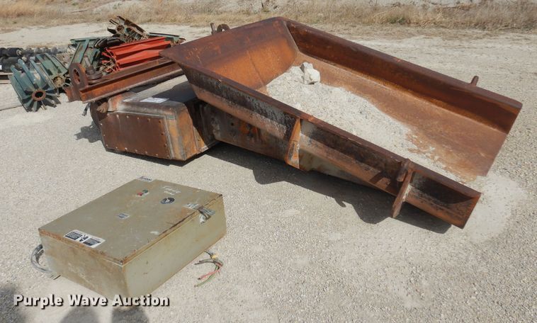 image for item DN0279 Syntron F-55DT  feeder