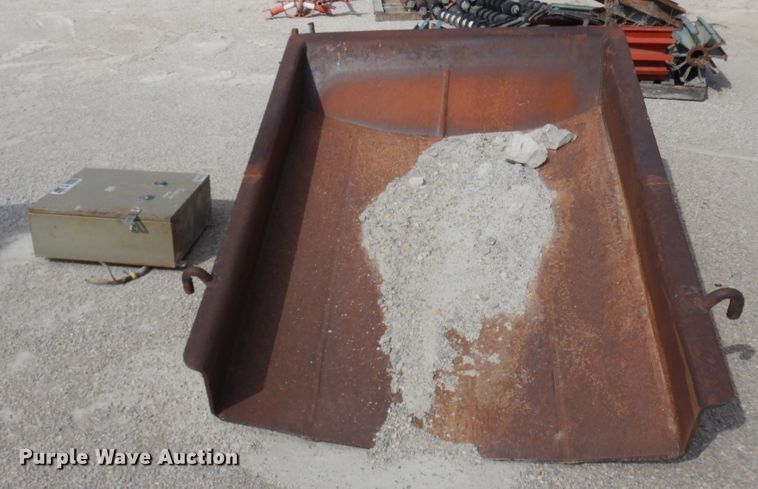 image for item DN0279 Syntron F-55DT  feeder