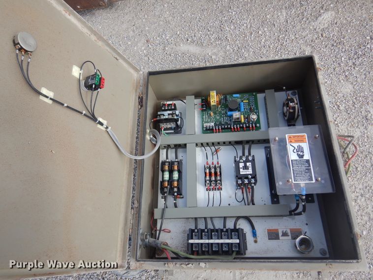 image for item DN0279 Syntron F-55DT  feeder