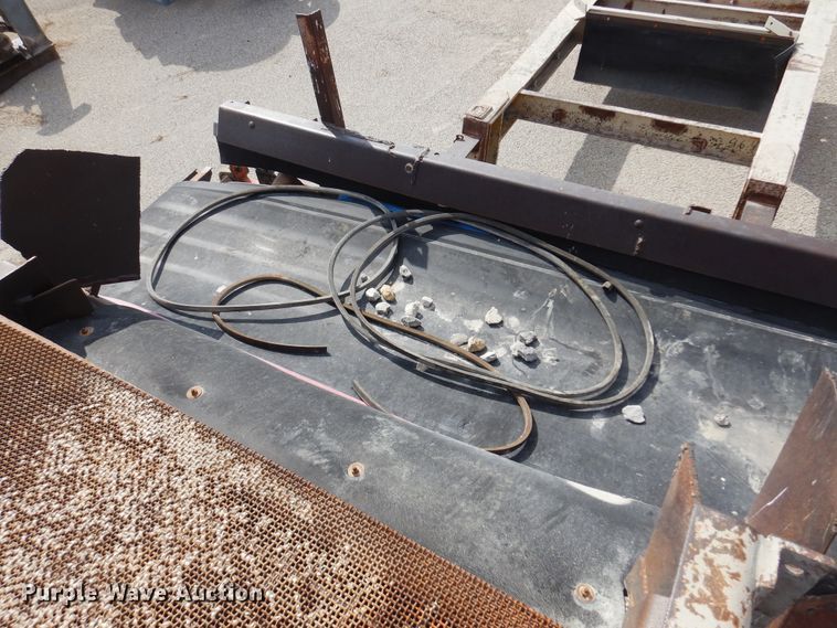 image for item DN0282 Cedarapids deck screen