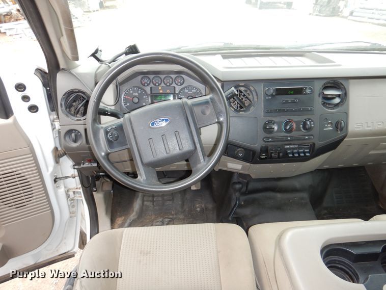 image for item DN7300 2008 Ford F450 Super Duty XL  utility / service truck