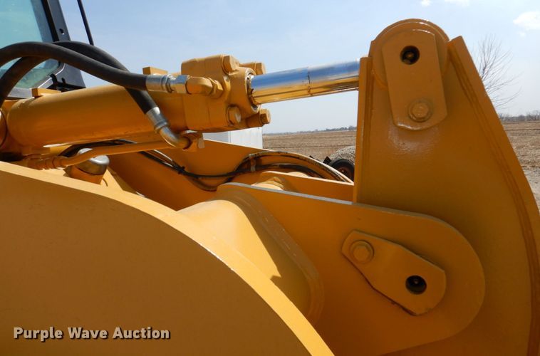 image for item DN7313 2001 Caterpillar 953C  track loader