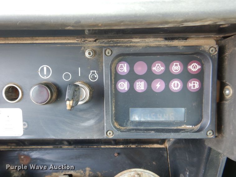 image for item DN7313 2001 Caterpillar 953C  track loader