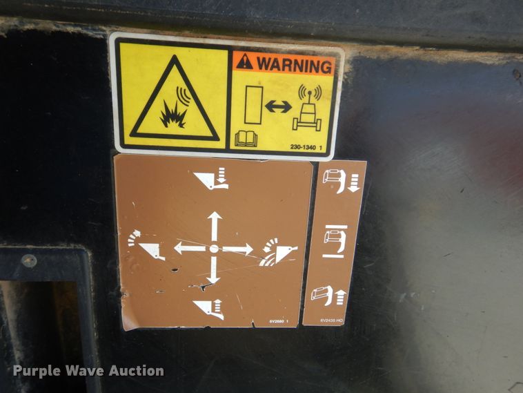 image for item DN7313 2001 Caterpillar 953C  track loader