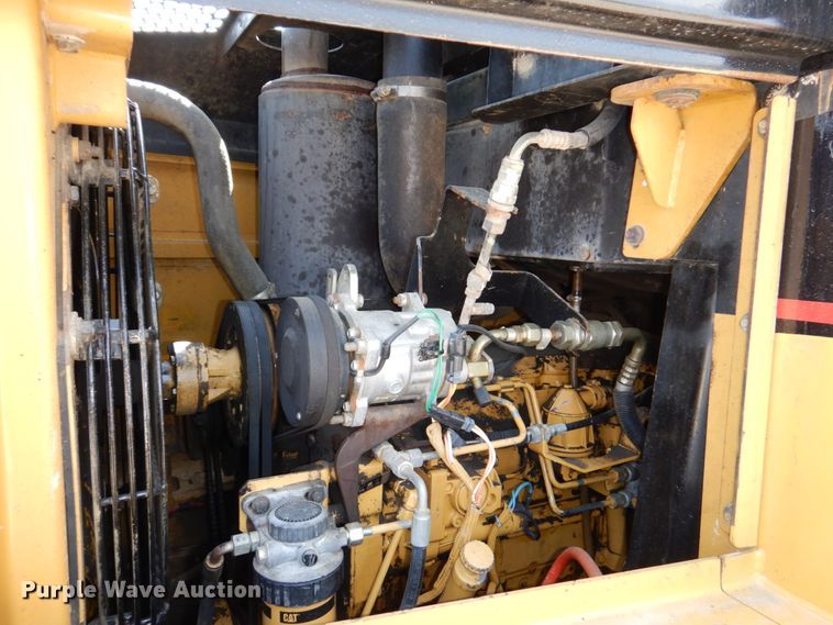 image for item DN7313 2001 Caterpillar 953C  track loader