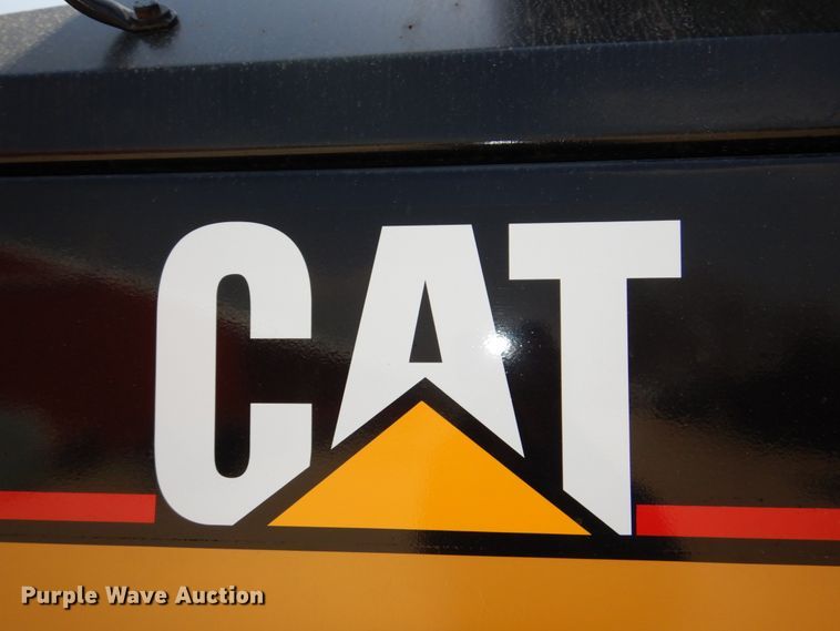 image for item DN7313 2001 Caterpillar 953C  track loader