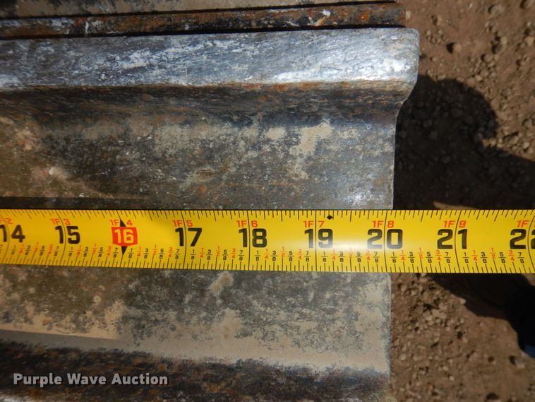 image for item DN7313 2001 Caterpillar 953C  track loader