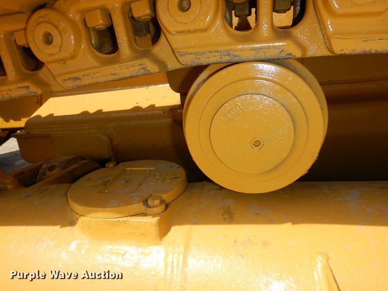 image for item DN7313 2001 Caterpillar 953C  track loader