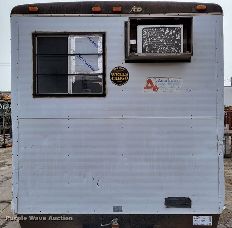 image for item DN7333 1988 Wells Cargo  office trailer