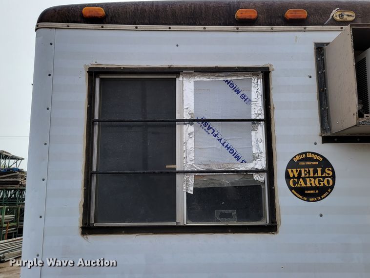 image for item DN7333 1988 Wells Cargo  office trailer