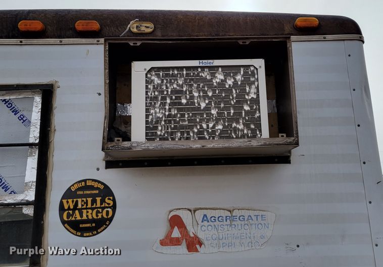 image for item DN7333 1988 Wells Cargo  office trailer