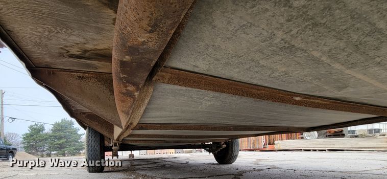 image for item DN7333 1988 Wells Cargo  office trailer