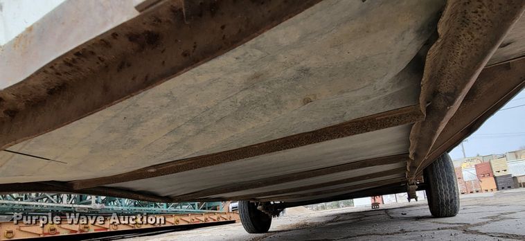 image for item DN7333 1988 Wells Cargo  office trailer