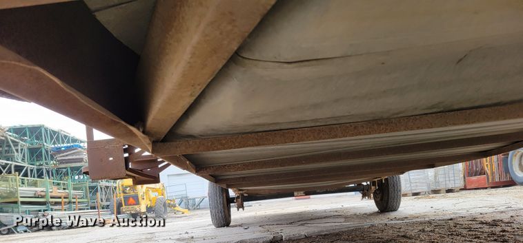 image for item DN7333 1988 Wells Cargo  office trailer