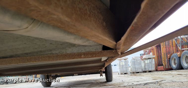 image for item DN7333 1988 Wells Cargo  office trailer