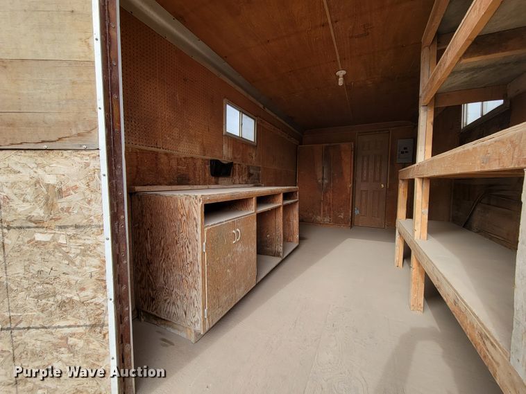 image for item DN7333 1988 Wells Cargo  office trailer