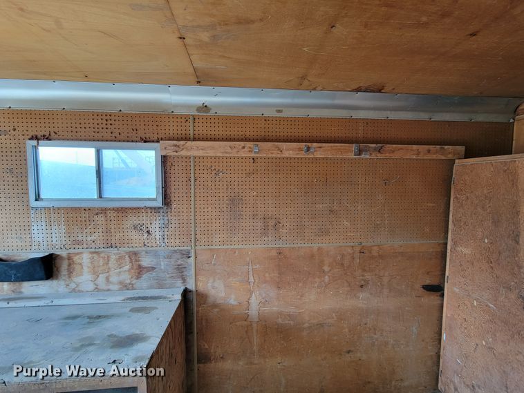 image for item DN7333 1988 Wells Cargo  office trailer