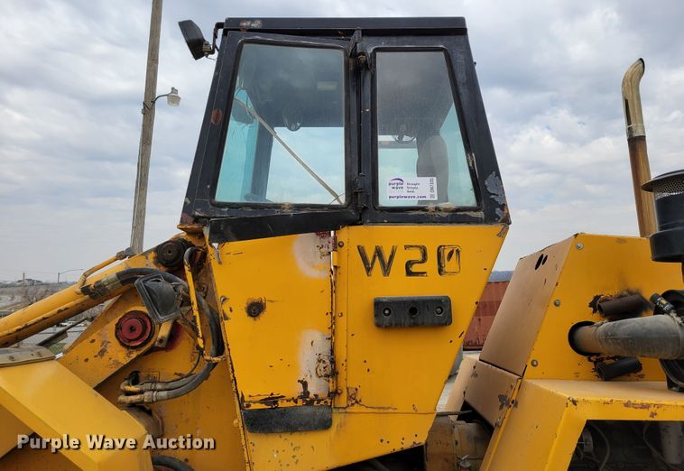 image for item DN7335 1973 Case W20  wheel loader