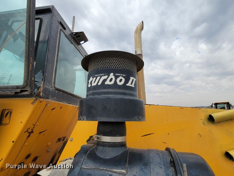 image for item DN7335 1973 Case W20  wheel loader