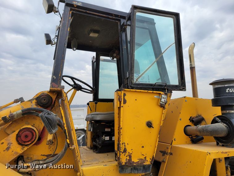 image for item DN7335 1973 Case W20  wheel loader