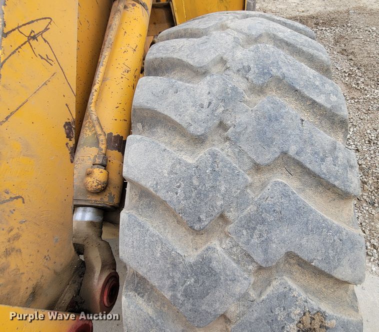 image for item DN7335 1973 Case W20  wheel loader